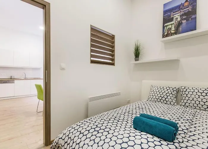 Apartamento Designer Dream In The Ruin Bar District W A/c